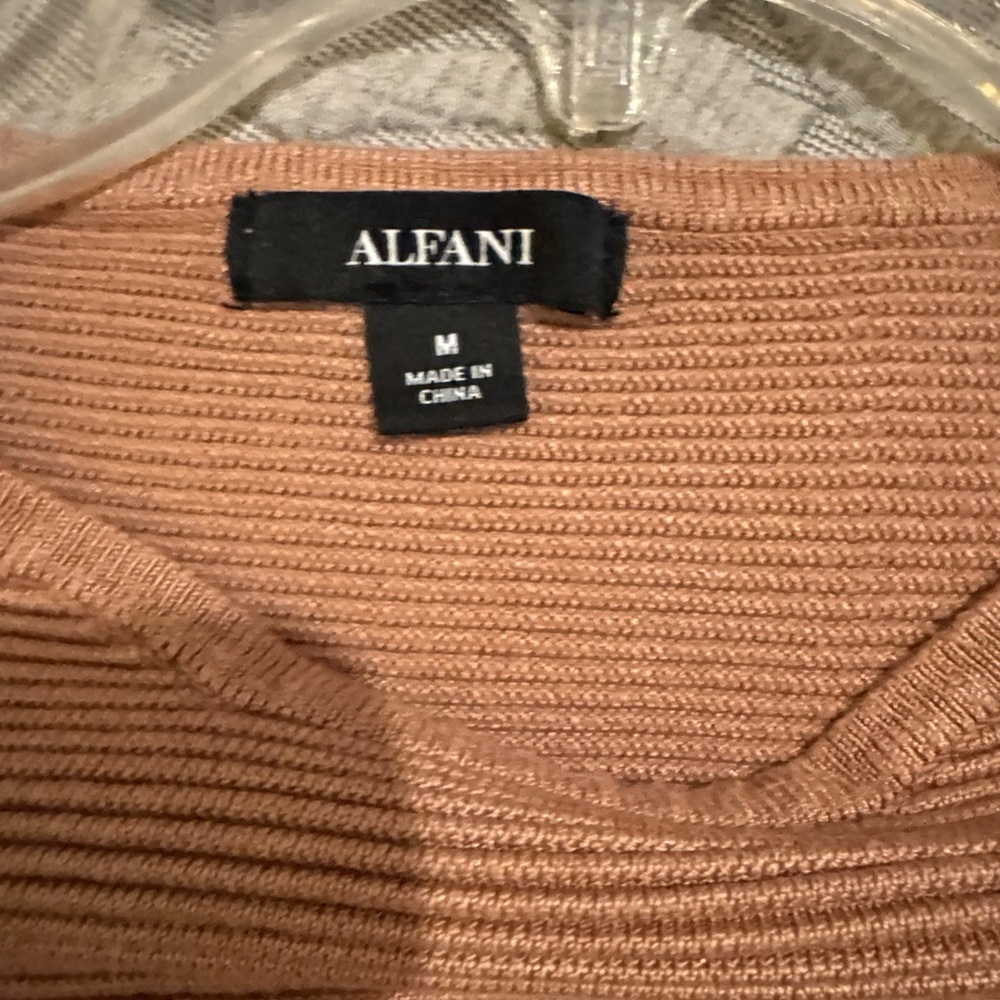 Alfani Ribbed Tan Top - Picture 2 of 4